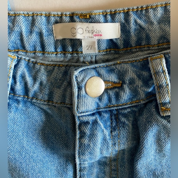 Women's Blue Straight Leg Jeans with Heart Accents - Picture 2 of 11